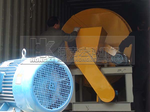 保加利亞1.2&times;4.5m球磨機(jī)設(shè)備發(fā)貨現(xiàn)場